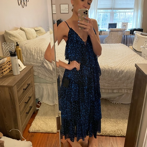 Black and blue tiered dress - Picture 2 of 2